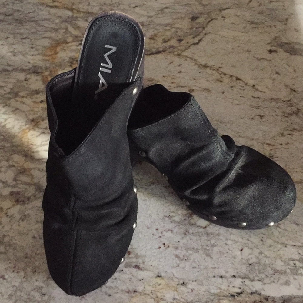 MIA Copenhagen Black Suede Clogs